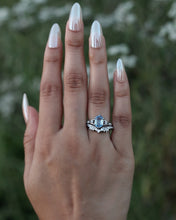 Load image into Gallery viewer, Lunar Abyss