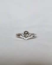 Load image into Gallery viewer, Rising Ash Ring