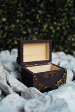 Load image into Gallery viewer, Hibiscus Aura Handcrafted Box
