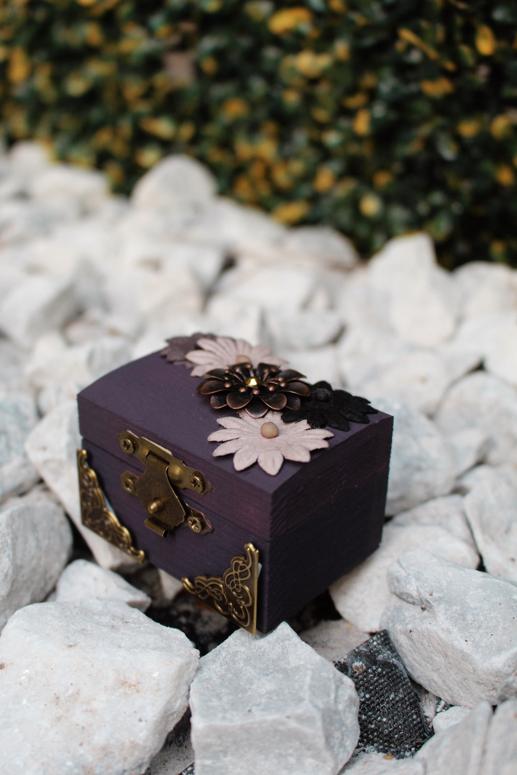 Hibiscus Aura Handcrafted Box